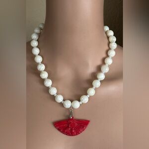 20 inch Coral and MOP bead necklace NWOT